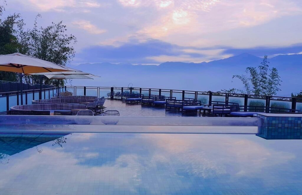 燈火闌珊｜高級懶人露營區